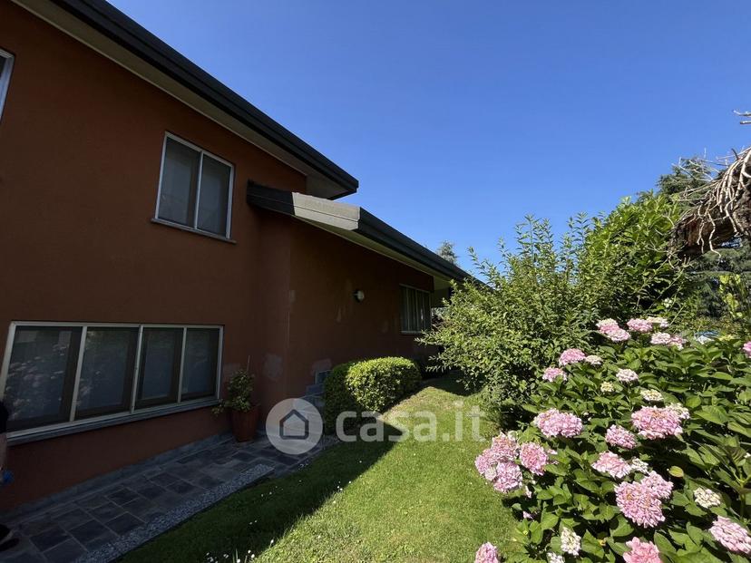 Villa in Via Andrea Mantegna — foto 41 di 53