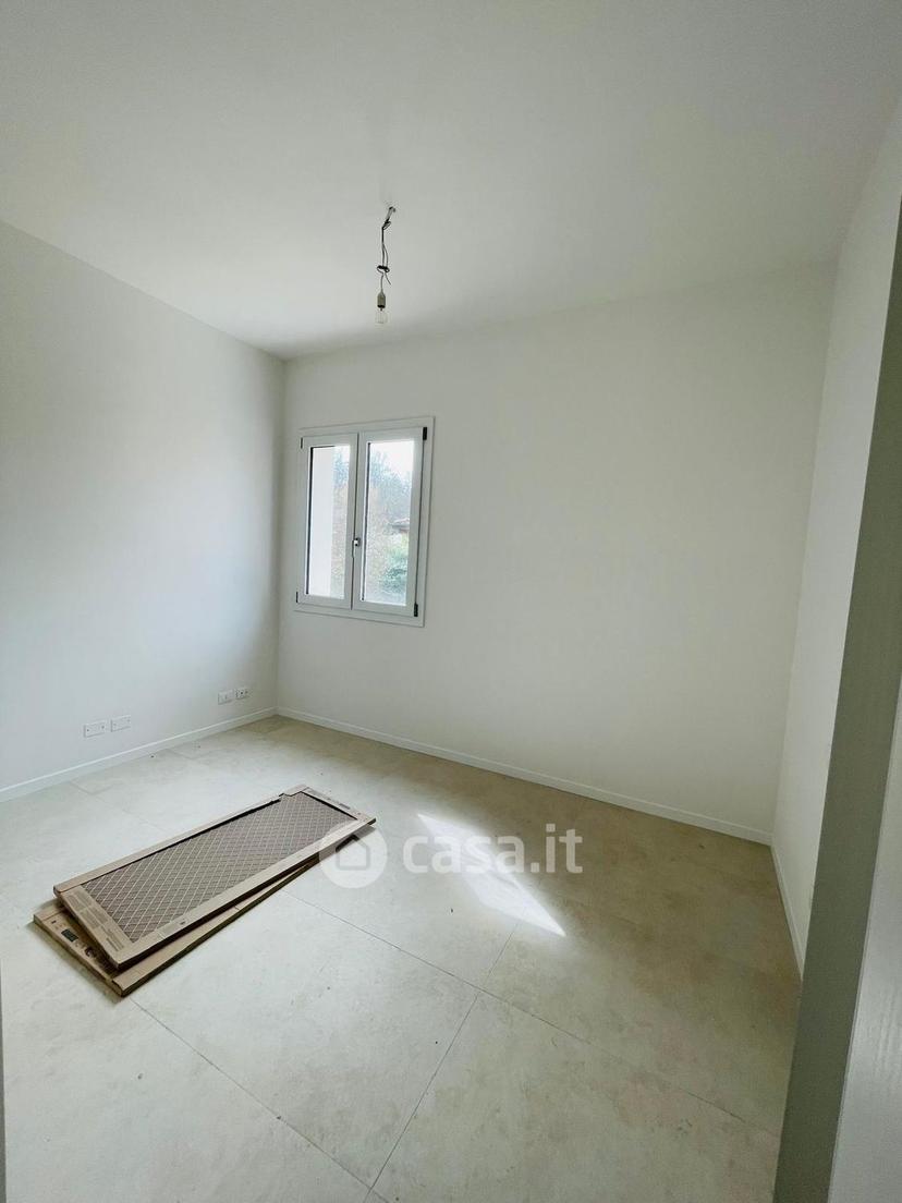 Quadrilocale in Via della Libertà 4 — foto 4 di 27