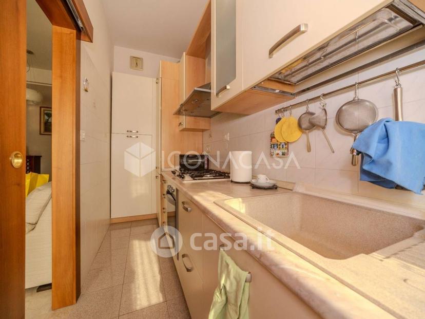 Trilocale in Via della Resistenza 2 — foto 31 di 86