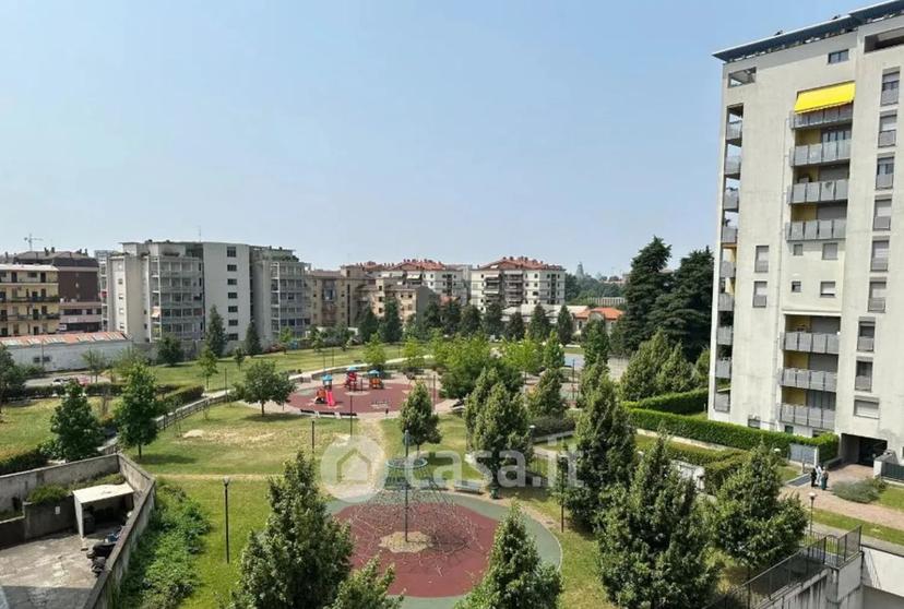 Bilocale in Via Pesaro 17 — foto 17 di 25