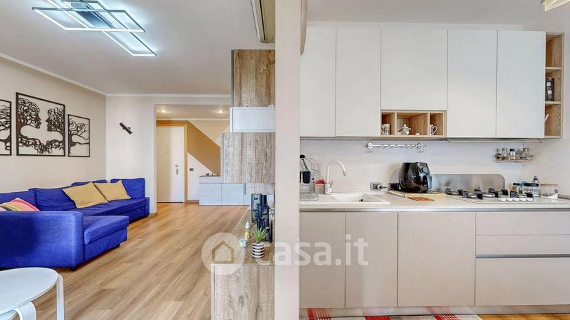 Trilocale in Piazza Giovanni XXIII 1 — foto 36 di 40