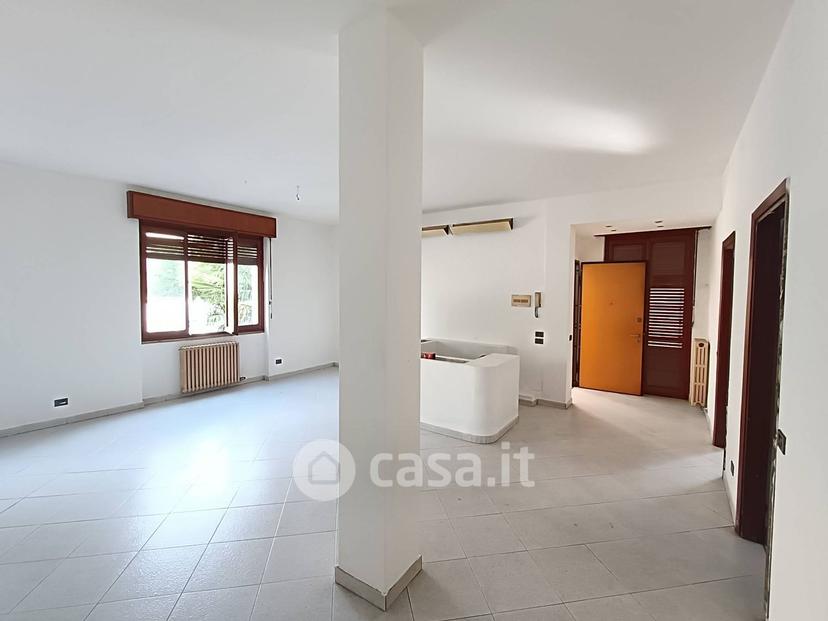 Quadrilocale in Via Cesare Battisti 18 — foto 25 di 37