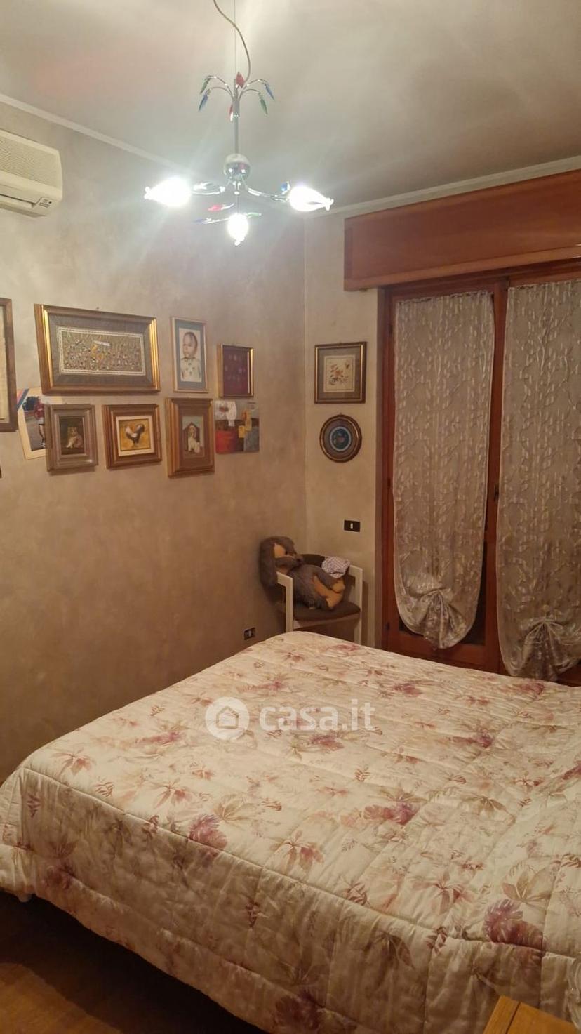 Villa in Via dei Certosini 8 — foto 14 di 28