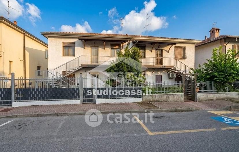 Trilocale in Via del Cavaliere — foto 2 di 51