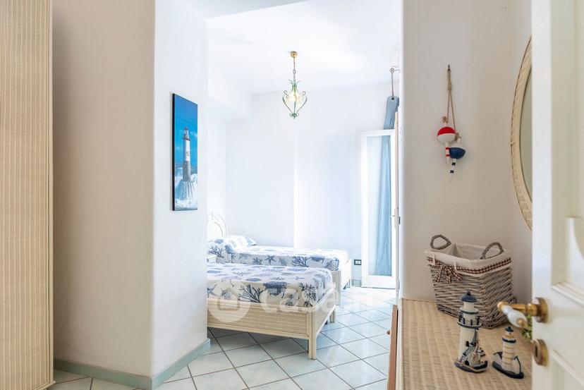 Appartamento in Via Michele Mazzella 71 — foto 24 di 35