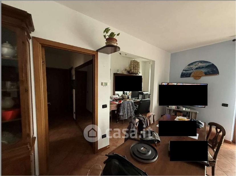 Trilocale in Via Claudio Treves 18 — foto 36 di 36