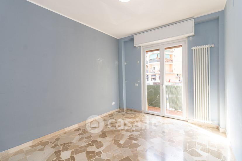 Trilocale in Via Martiri di Marzabotto 81 — foto 12 di 28