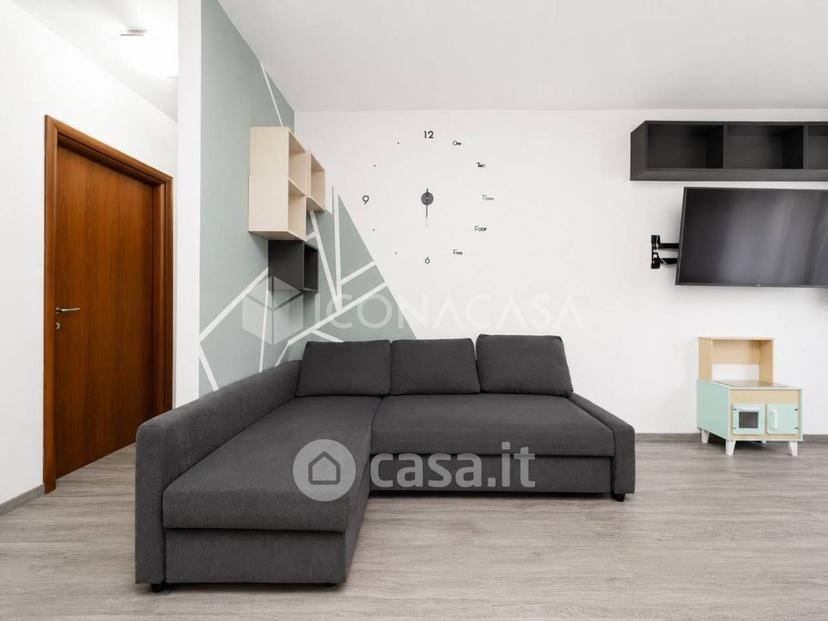 Trilocale in Via Stelloni Levante 26 — foto 2 di 29