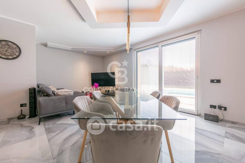 Villa in Via delle Alberine 7 — foto 20 di 22