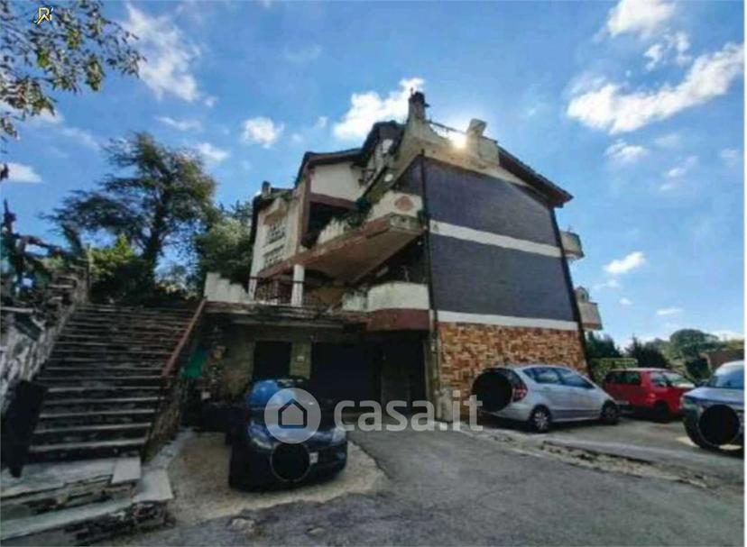 Appartamento in Via Castello di San Gennaro 15 — foto 18 di 30