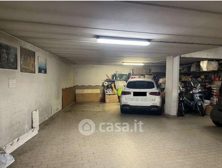 Appartamento in Via Andrea da Faenza — foto 29 di 34