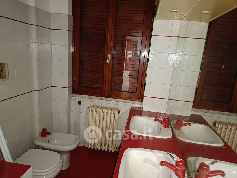 Quadrilocale in Via Cesare Battisti 18 — foto 20 di 37