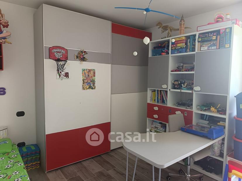 Quadrilocale in Via Cesare Battisti — foto 28 di 35