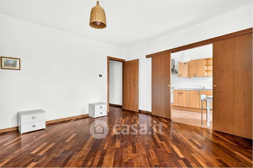 Trilocale in Via Palmanova 12 — foto 24 di 29