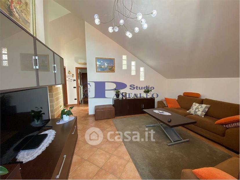 Trilocale in Via Cassolnovo — foto 2 di 22