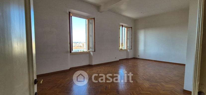 Appartamento in Via Pasquale Villari