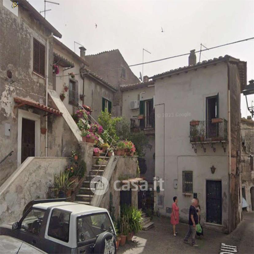 Trilocale in Via Cavour 45 — foto 17 di 27