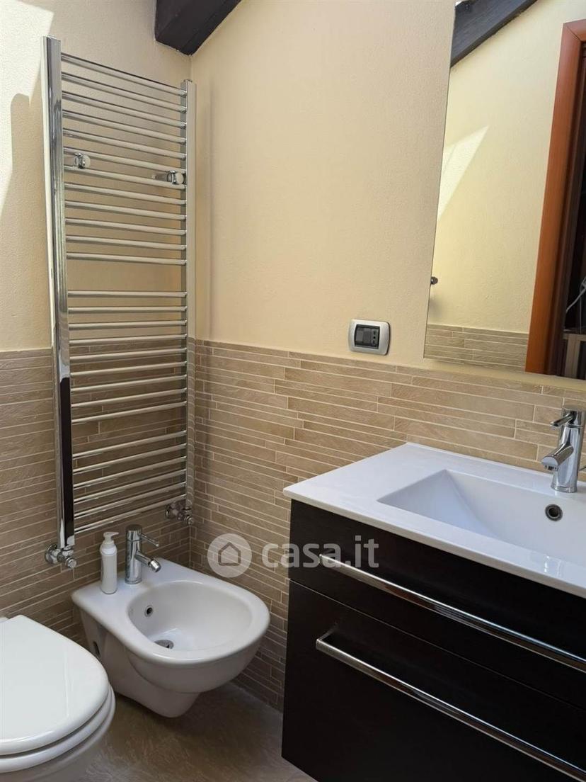 Trilocale in Via Bruno Buozzi 56 — foto 8 di 45