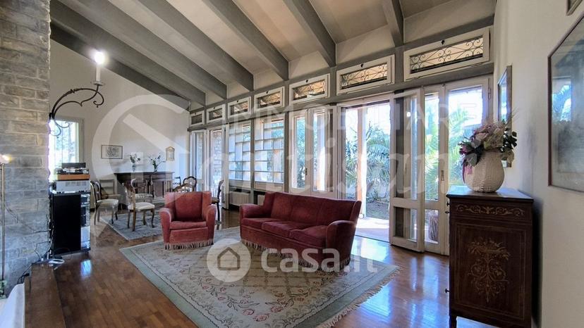 Villa in Via dei Cappuccini — foto 20 di 58