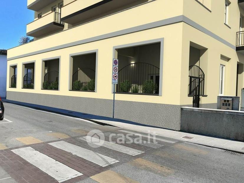 Trilocale in Via A. Gramsci 541 — foto 39 di 46