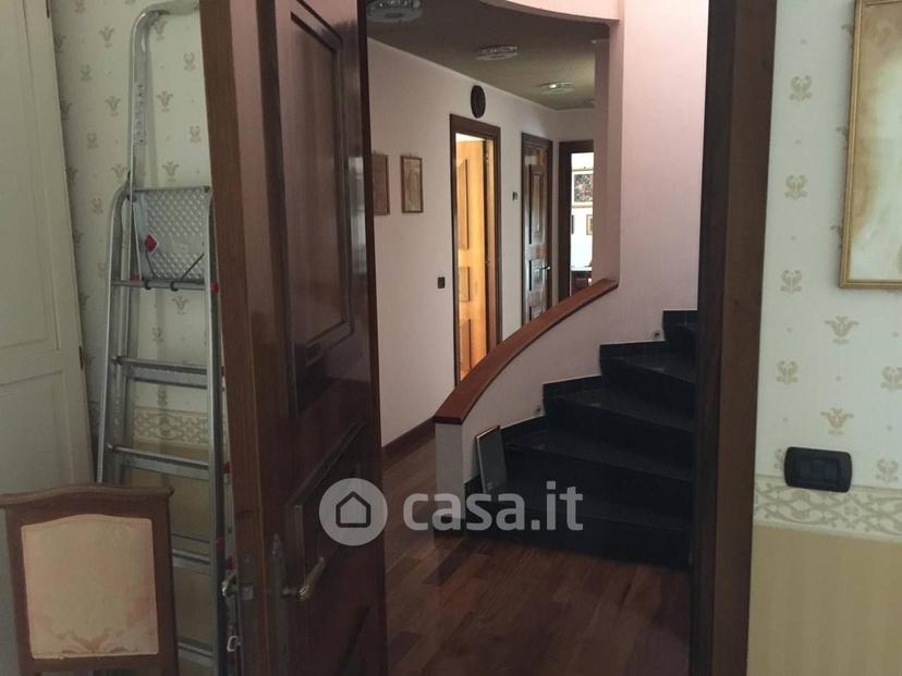 Villa in Via Eschilo — foto 4 di 37
