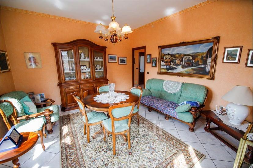 Quadrilocale in Via Meana 22 — foto 27 di 32