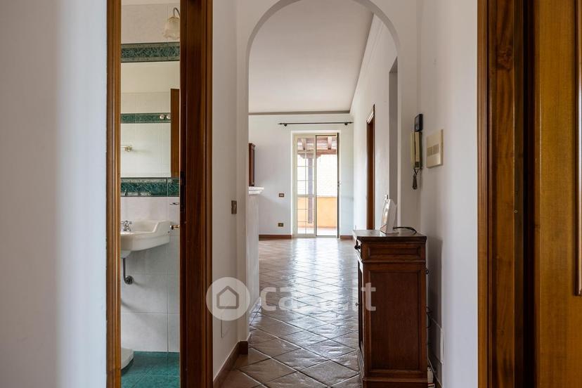 Trilocale in Via Livorno — foto 35 di 51
