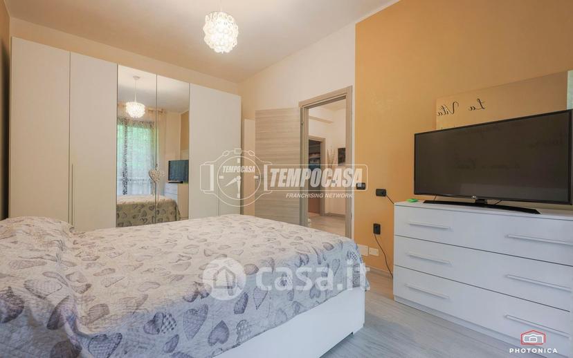 Trilocale in Via Cà Bassa — foto 6 di 34