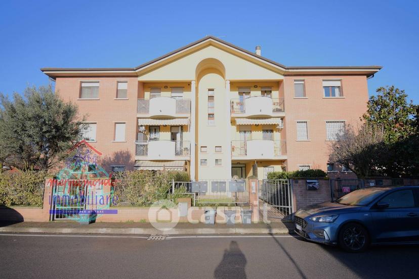 Quadrilocale in Via della Costituzione 36 — foto 2 di 25