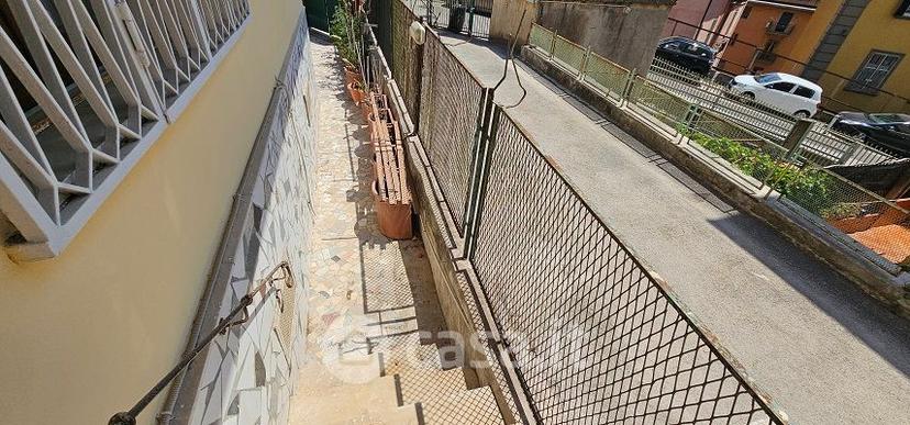 Bilocale in Traversa Privata Sanseverino 21