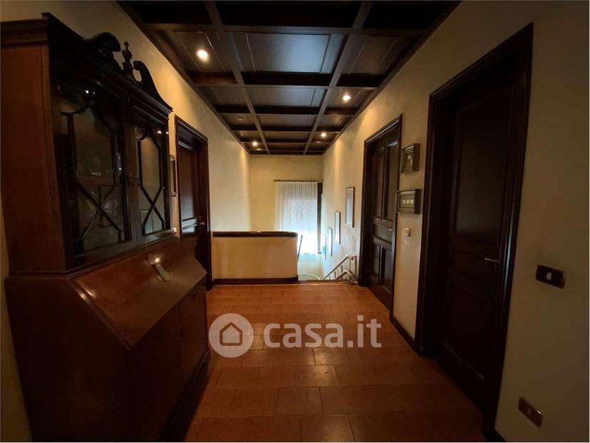 Appartamento in Via C. Cantù 4 — foto 10 di 24