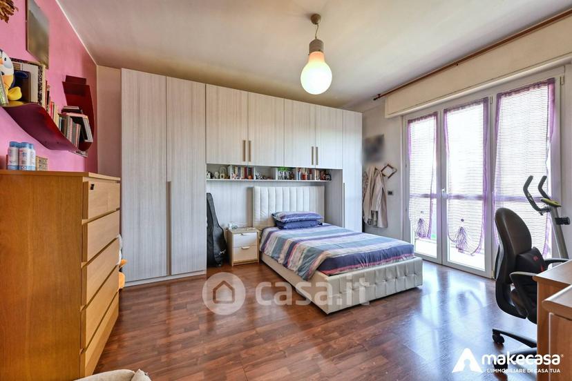 Trilocale in Via dei Platani 25 — foto 9 di 21