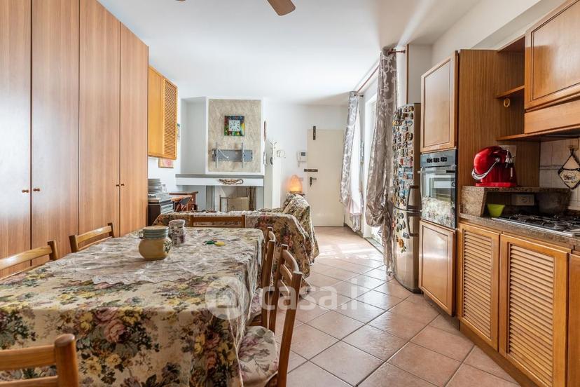 Appartamento in Via Jacopo della Quercia 50053 — foto 3 di 35