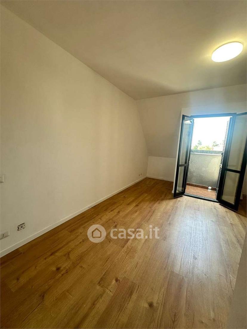 Trilocale in Via Dante Alighieri — foto 26 di 28