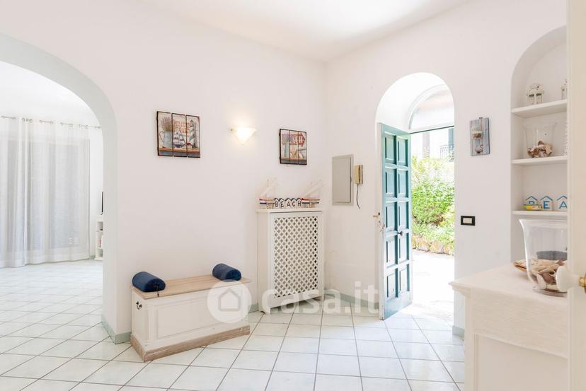 Appartamento in Via Michele Mazzella 71 — foto 5 di 35