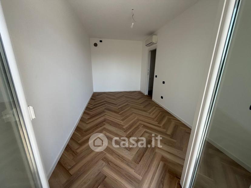 Bilocale in Via Papa Wojtyla — foto 10 di 14