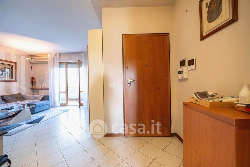 Appartamento in Via Guido Rossa — foto 6 di 28