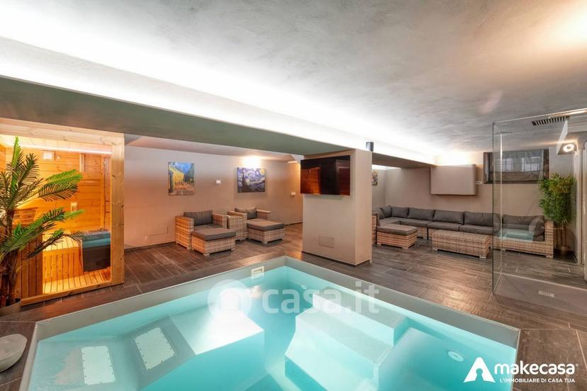 Villa in Via Giuseppina Biggiogero 1 — foto 23 di 33