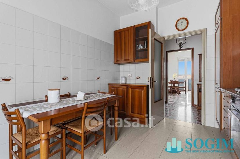 Trilocale in Via Fratelli di Dio 182 — foto 15 di 41