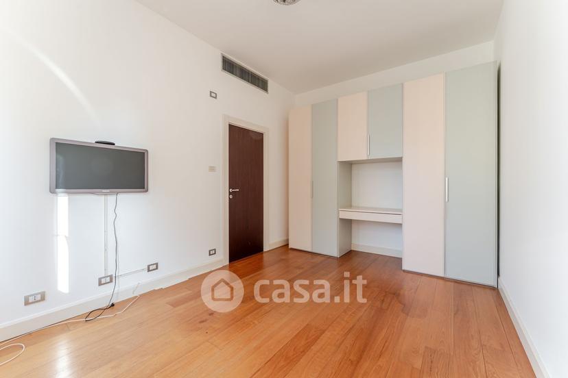 Quadrilocale in Viale Premuda 27 — foto 25 di 43