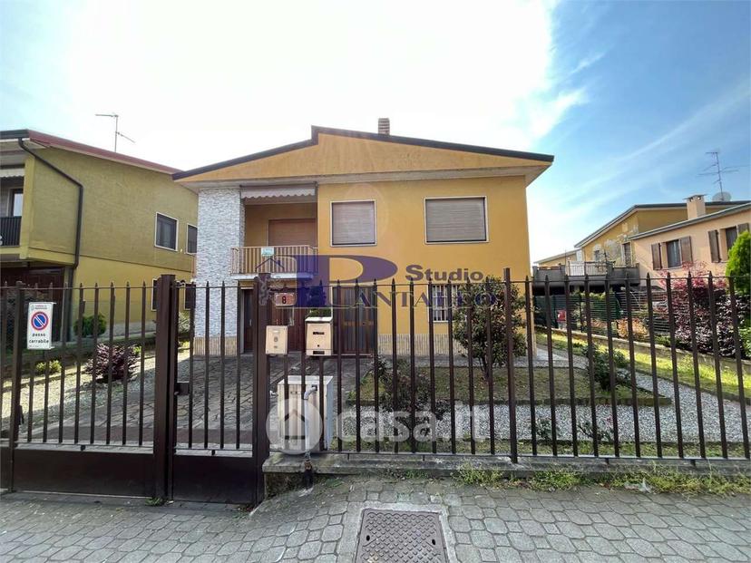 Villa in Via Ada Negri — foto 27 di 41
