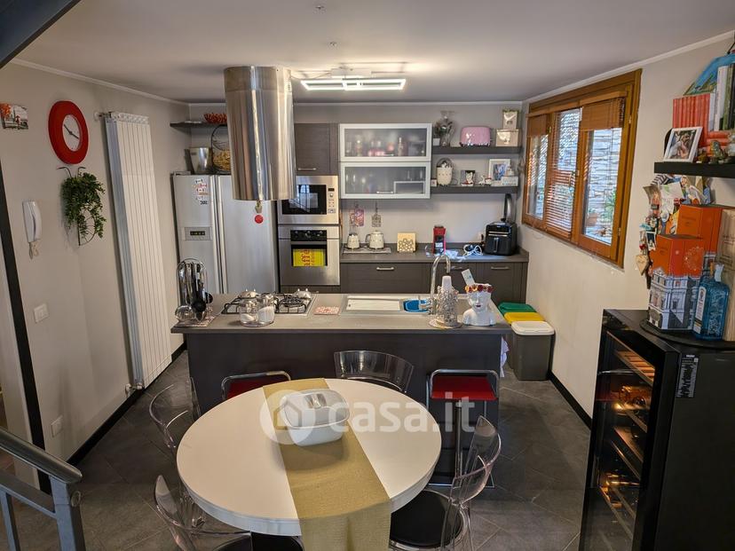 Trilocale in Via G. Pascoli 11 — foto 4 di 31