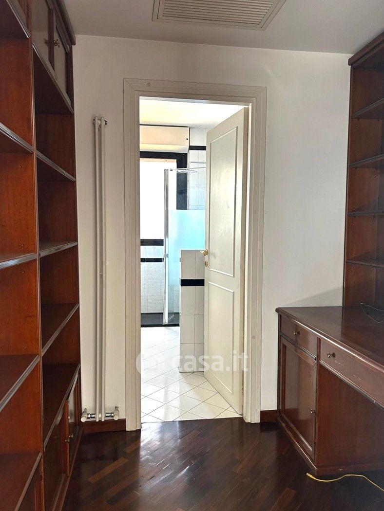 Quadrilocale in Via Benedetto Croce — foto 11 di 33