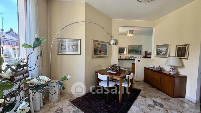 Villa in Via A. Mantegna — foto 18 di 47