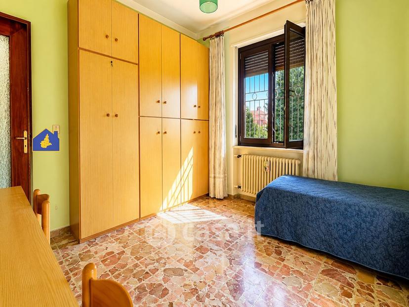 Villa in Via Cadore — foto 6 di 37