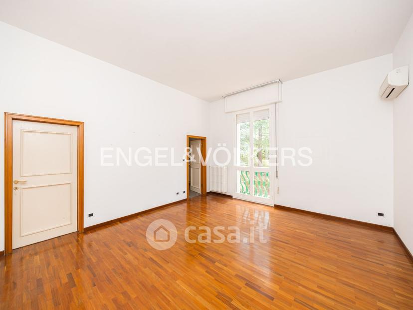 Villa in Via Campescolo — foto 25 di 39