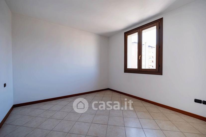 Trilocale in Via del Paradiso — foto 18 di 23