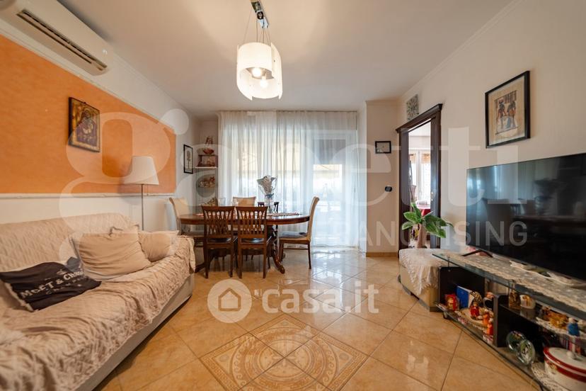 Trilocale in Viale Monte Penice 10 — foto 11 di 26