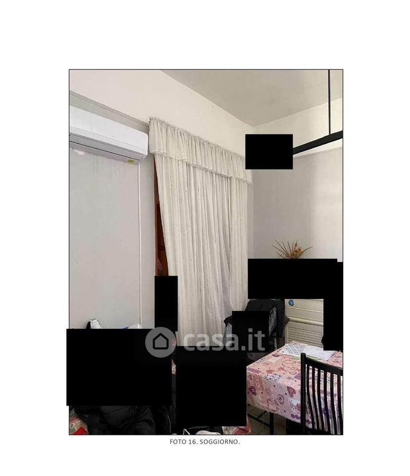 Quadrilocale in Via Benedetto Cairoli 60 — foto 2 di 18
