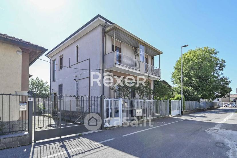 Appartamento in Via Antonio Gramsci 2 — foto 16 di 37